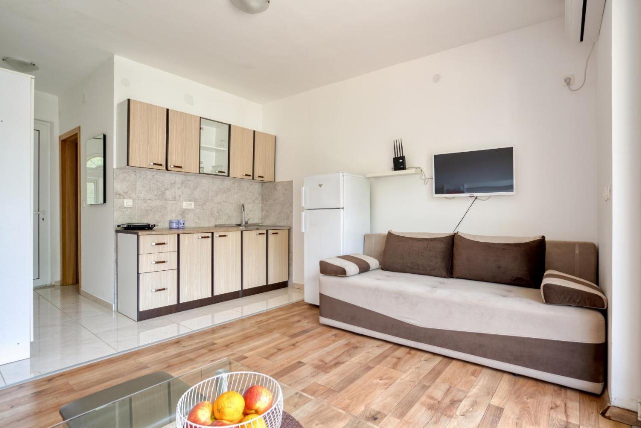 Apartmani Cukic Rafailovici Budva Exterior foto
